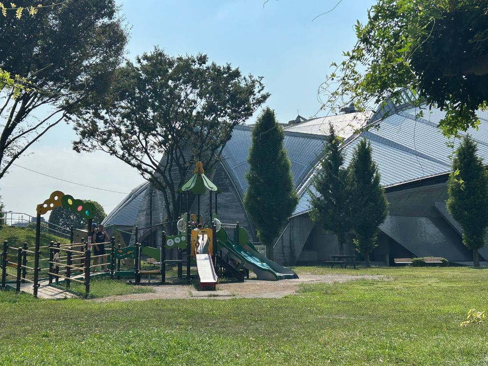 秋葉台公園内