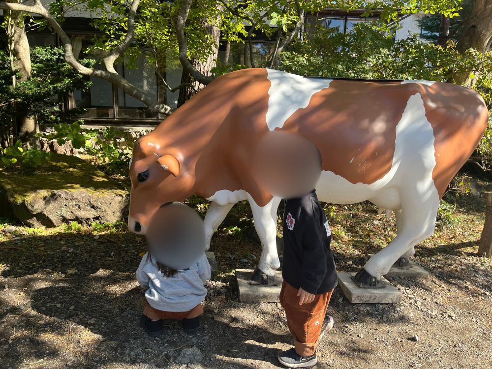 牛の置物の写真