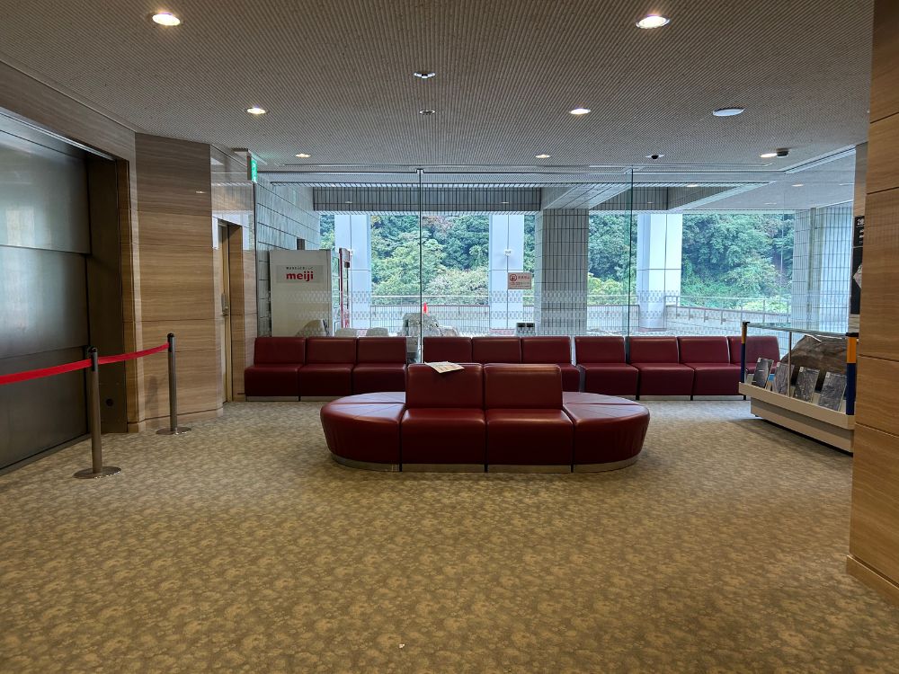 ラウンジ内の写真