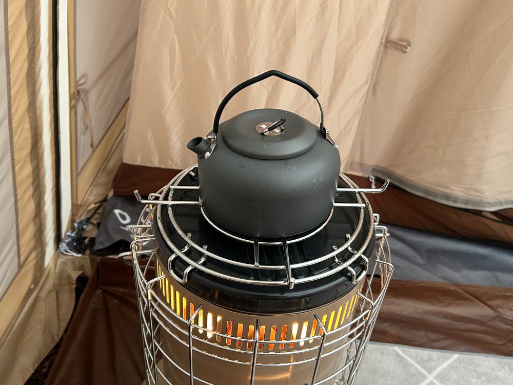 GEAR-Missionの上にケトルを置いてる写真
