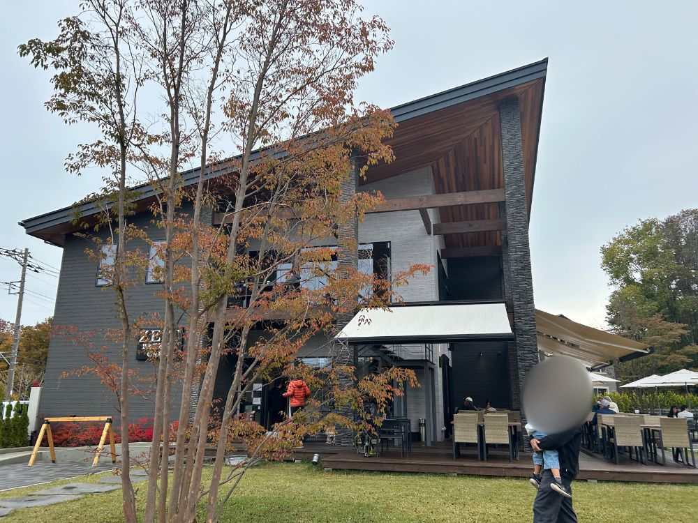 ZEIT BAKERY CAFEの外観