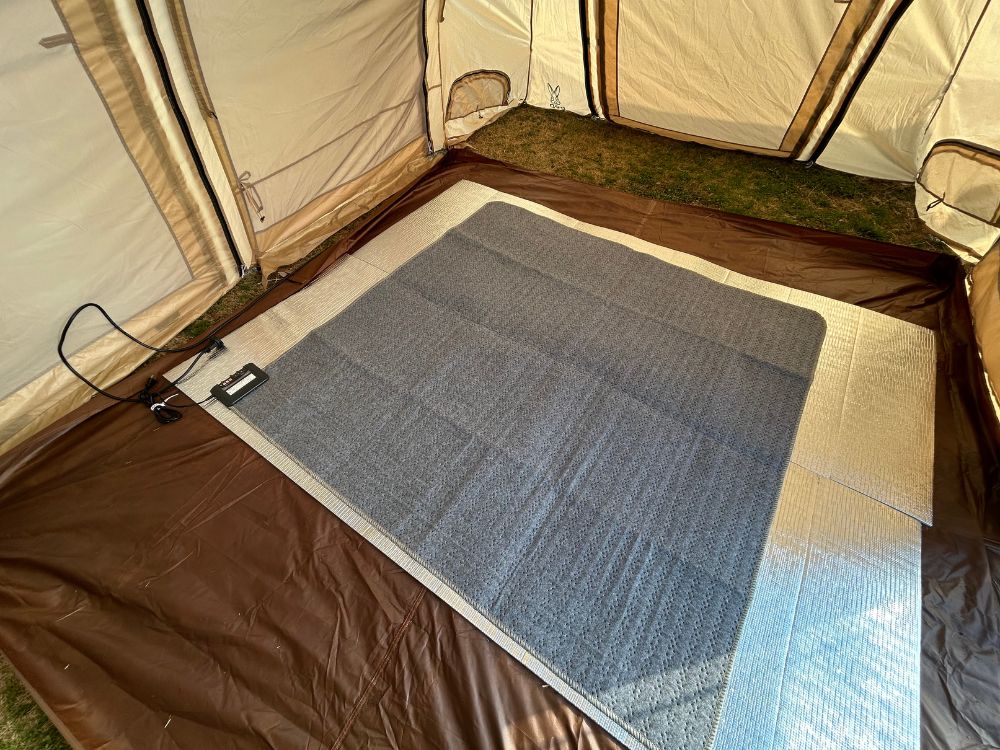 ホットカーペットの写真