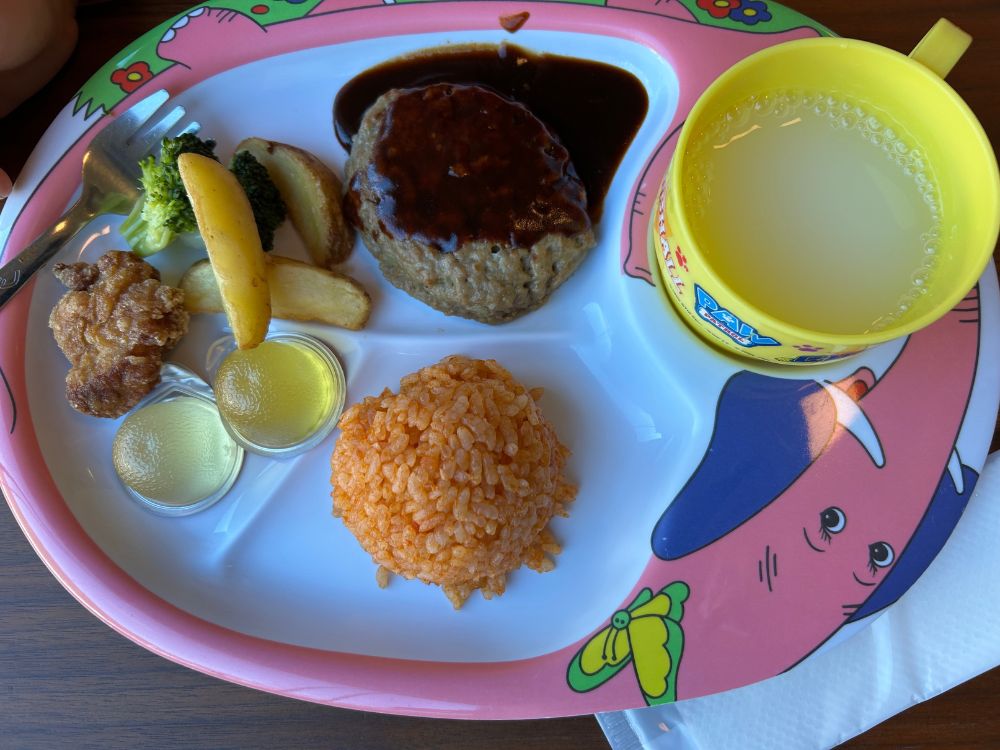 お子様プレートの写真